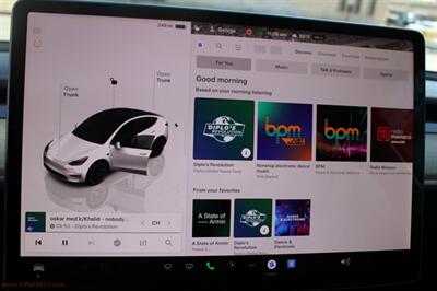 2022 Tesla Model Y Long Range  FSD - DCAP - 7-Seat - Photo 22 - Rialto, CA 92376-8618