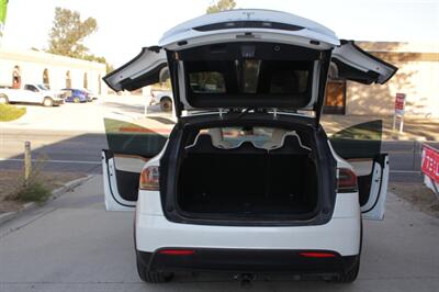 2020 Tesla Model X Long Range Plus  EV Warranty Great Deal We Finance - Photo 18 - Rialto, CA 92376-8618