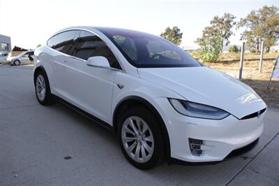 2020 Tesla Model X Long Range Plus  EV Warranty Great Deal We Finance - Photo 1 - Rialto, CA 92376-8618