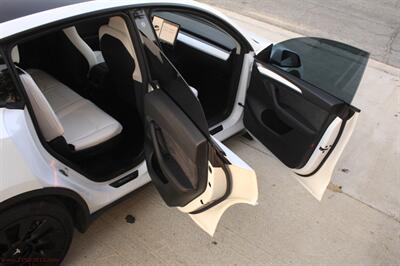 2023 Tesla Model Y Long Range  7-Seat We Finance We Rebate - Photo 12 - Rialto, CA 92376-8618