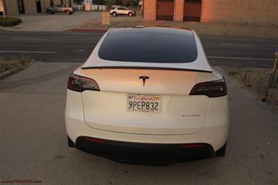 2023 Tesla Model Y Long Range  7-Seat We Finance We Rebate - Photo 7 - Rialto, CA 92376-8618