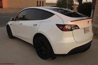 2023 Tesla Model Y Long Range  7-Seat We Finance We Rebate - Photo 6 - Rialto, CA 92376-8618