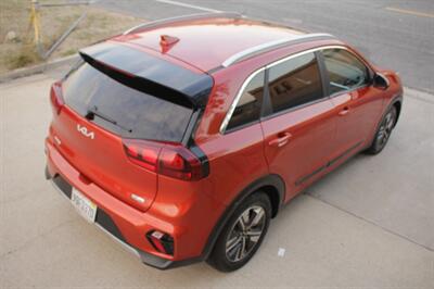 2022 Kia Niro LXS Special Edition  WE FINANCE - Photo 8 - Rialto, CA 92376-8618