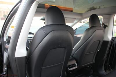 2023 Tesla Model Y Performance  All Black Premium - Photo 19 - Rialto, CA 92376-8618