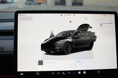 2023 Tesla Model Y Performance  All Black Premium - Photo 22 - Rialto, CA 92376-8618