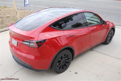 2022 Tesla Model Y Long Range - Photo 10 - Rialto, CA 92376-8618