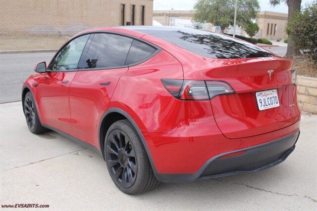 2022 Tesla Model Y Long Range - Photo 6 - Rialto, CA 92376-8618
