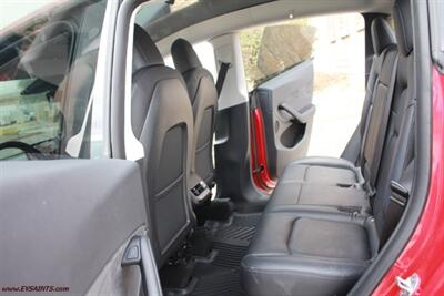 2022 Tesla Model Y Long Range - Photo 16 - Rialto, CA 92376-8618
