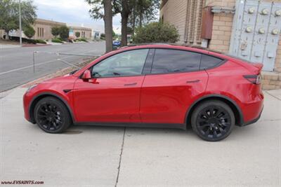2022 Tesla Model Y Long Range - Photo 5 - Rialto, CA 92376-8618