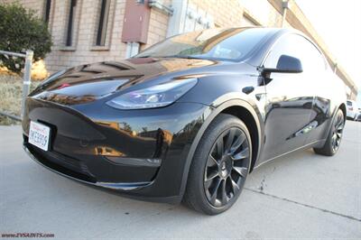 2023 Tesla Model Y Long Range  7-Seats - Photo 8 - Rialto, CA 92376-8618