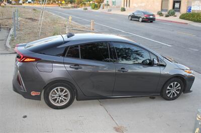 2020 Toyota Prius Prime XLE  Up To $8,000 rebates - Photo 9 - Rialto, CA 92376-8618