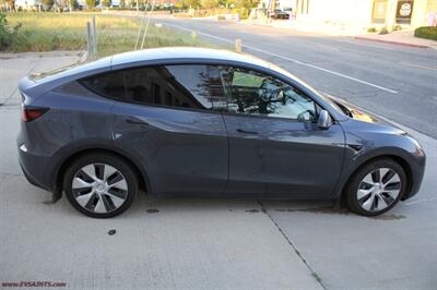 2023 Tesla Model Y Long Range  Extra Clean Vehicle - Photo 9 - Rialto, CA 92376-8618