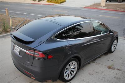 2018 Tesla Model X 100D  7 SEATS - Photo 8 - Rialto, CA 92376-8618