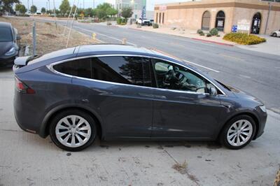 2018 Tesla Model X 100D  7 SEATS - Photo 9 - Rialto, CA 92376-8618