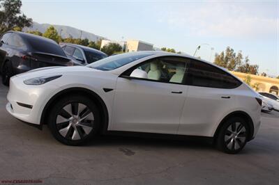 2023 Tesla Model Y Long Range  7 Seats - Photo 3 - Rialto, CA 92376-8618
