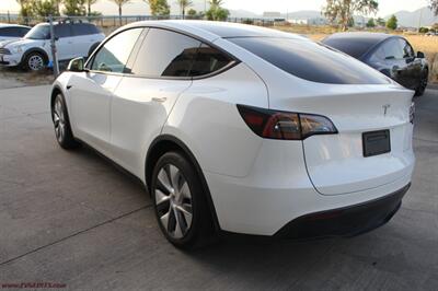 2023 Tesla Model Y Long Range  7 Seats - Photo 4 - Rialto, CA 92376-8618