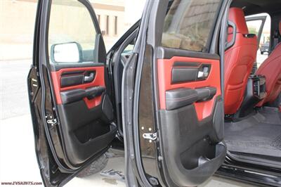 2025 RAM 1500 Rebel   - Photo 11 - Rialto, CA 92376-8618