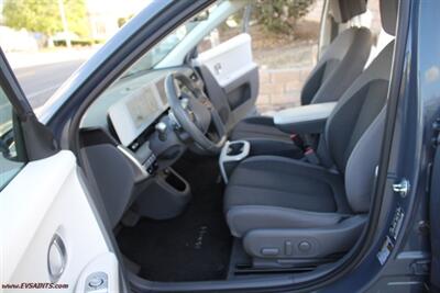 2024 Hyundai IONIQ 5 SEL RWD LONG RANGE - Photo 14 - Rialto, CA 92376-8618