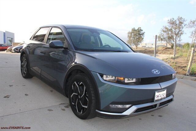 2024 Hyundai IONIQ 5 SEL  RWD LONG RANGE - Photo 1 - Rialto, CA 92376-8618