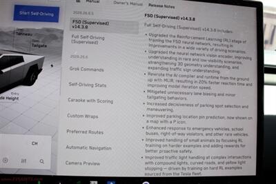 2024 Tesla Cybertruck Foundation   - Photo 23 - Rialto, CA 92376-8618