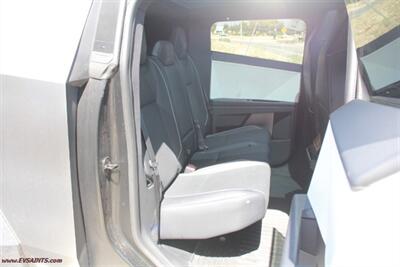 2024 Tesla Cybertruck Foundation   - Photo 10 - Rialto, CA 92376-8618
