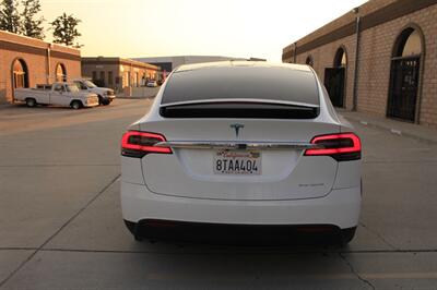2020 Tesla Model X Long Range Plus   - Photo 8 - Rialto, CA 92376-8618