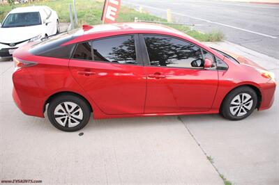 2018 Toyota Prius Two   - Photo 4 - Rialto, CA 92376-8618