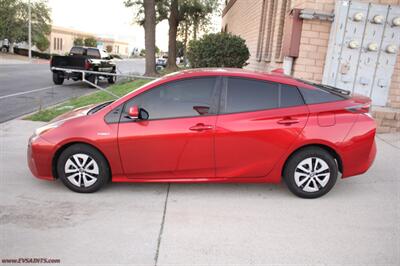 2018 Toyota Prius Two   - Photo 2 - Rialto, CA 92376-8618