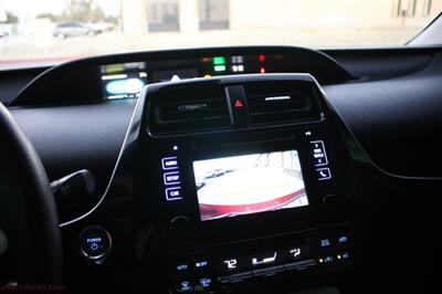 2018 Toyota Prius Two   - Photo 14 - Rialto, CA 92376-8618