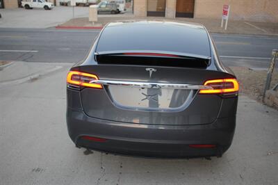 2019 Tesla Model X Standard Range  Finance Available - Photo 4 - Rialto, CA 92376-8618