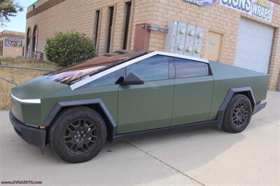 2024 Tesla Cybertruck FOUNDATION  WARRANTY - FINANCING - Photo 4 - Rialto, CA 92376-8618
