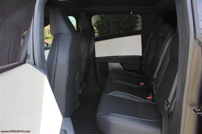 2024 Tesla Cybertruck FOUNDATION  WARRANTY - FINANCING - Photo 11 - Rialto, CA 92376-8618