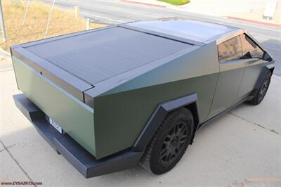 2024 Tesla Cybertruck FOUNDATION  WARRANTY - FINANCING - Photo 8 - Rialto, CA 92376-8618