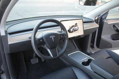 2023 Tesla Model Y Long Range  WARRANTY - FINANCING - CLEAN TITLE - Photo 22 - Rialto, CA 92376-8618