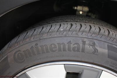 2023 Tesla Model Y Long Range - Photo 17 - Rialto, CA 92376-8618