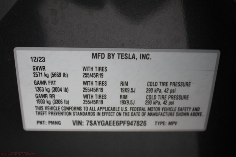 2023 Tesla Model Y Long Range - Photo 19 - Rialto, CA 92376-8618