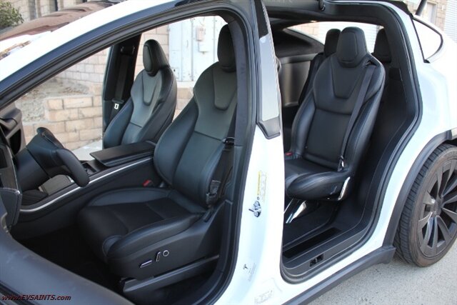 2022 Tesla Model X Dual Motor AWD - Photo 11 - Rialto, CA 92376-8618