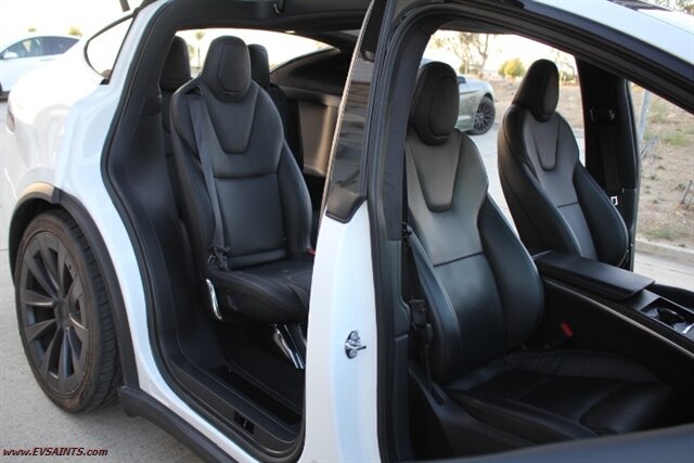 2022 Tesla Model X Dual Motor AWD - Photo 12 - Rialto, CA 92376-8618