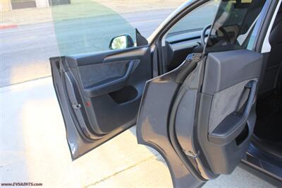 2023 Tesla Model Y Long Range  WARRANTY - FINANCING - Photo 14 - Rialto, CA 92376-8618