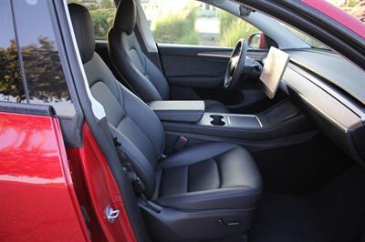 2023 Tesla Model Y Long Range  Full Warranty Coverage - Photo 16 - Rialto, CA 92376-8618