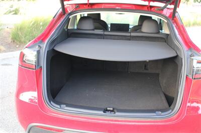 2023 Tesla Model Y Long Range  Full Warranty Coverage - Photo 8 - Rialto, CA 92376-8618
