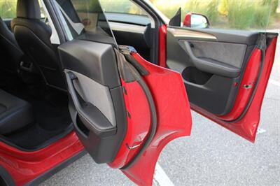 2023 Tesla Model Y Long Range  Full Warranty Coverage - Photo 14 - Rialto, CA 92376-8618