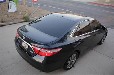 2017 Toyota Camry Hybrid XLE  We Finance - Photo 22 - Rialto, CA 92376-8618