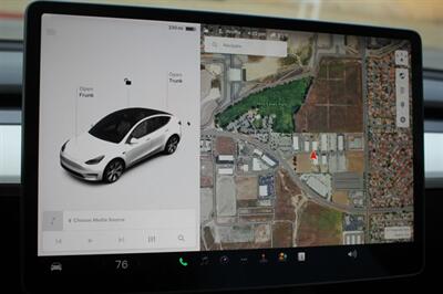 2022 Tesla Model Y LR   - Photo 19 - Rialto, CA 92376-8618