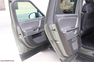 2022 Rivian R1T LAUNCH ED  AWD Select Quadro Motor - Photo 14 - Rialto, CA 92376-8618