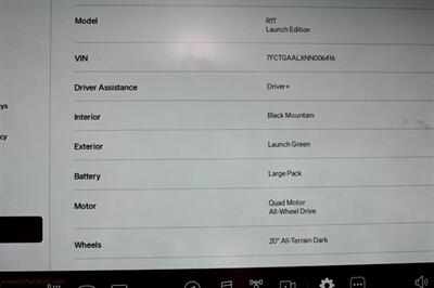 2022 Rivian R1T LAUNCH ED  AWD Select Quadro Motor - Photo 21 - Rialto, CA 92376-8618