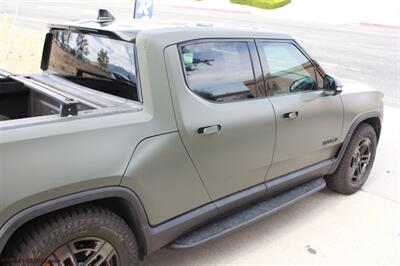 2022 Rivian R1T LAUNCH ED  AWD Select Quadro Motor - Photo 11 - Rialto, CA 92376-8618