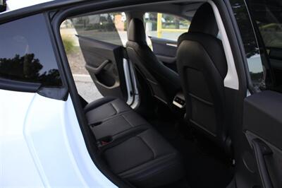 2023 Tesla Model Y Long Range   - Photo 14 - Rialto, CA 92376-8618