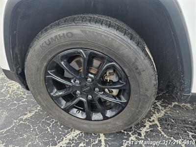 2015 Jeep Grand Cherokee Limited   - Photo 37 - Greenwood, IN 46142