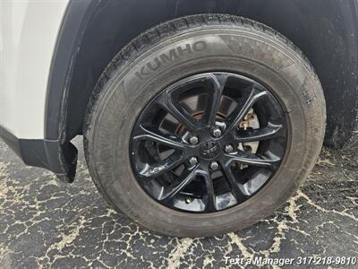 2015 Jeep Grand Cherokee Limited   - Photo 36 - Greenwood, IN 46142